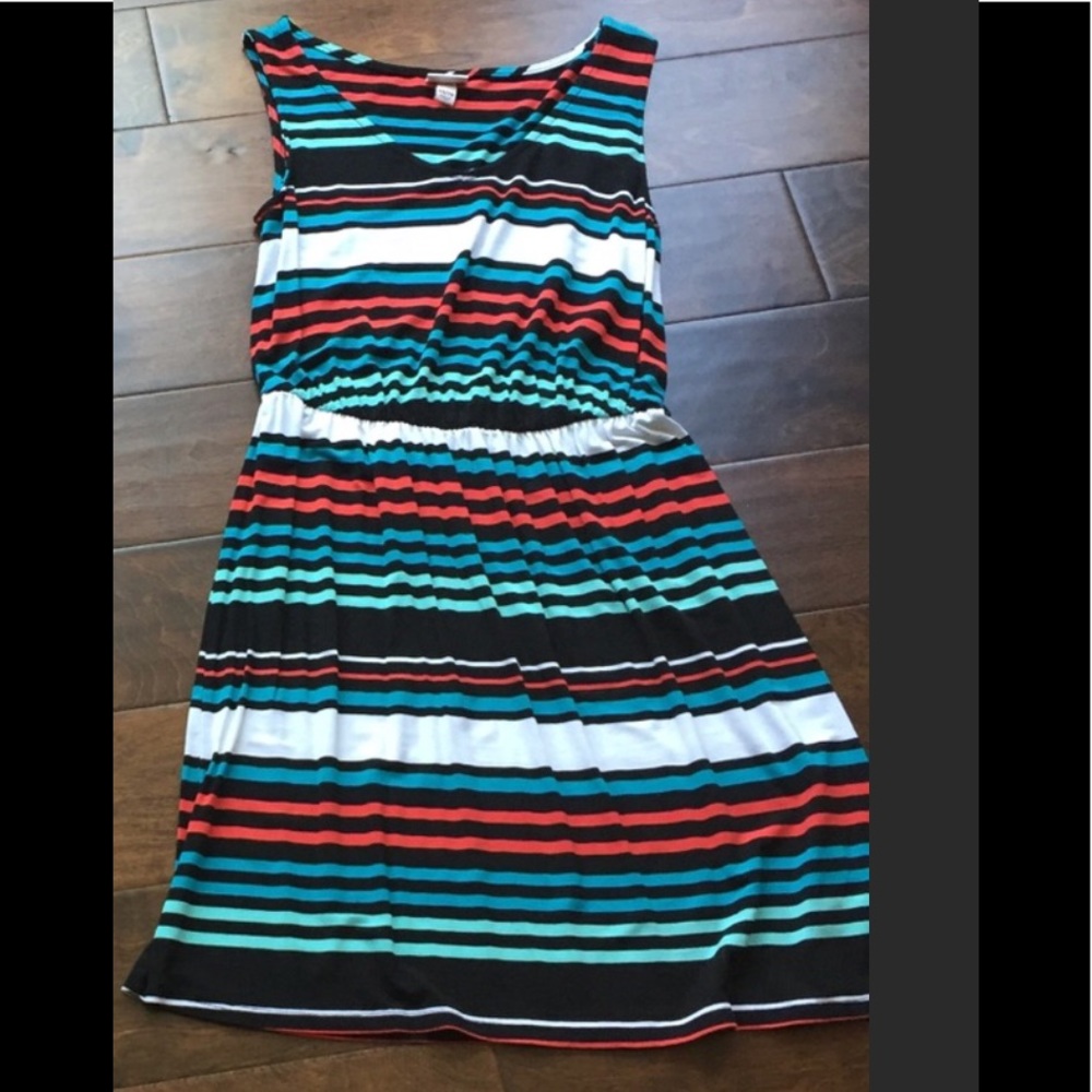 Dress. Looks great & So easy to wear.